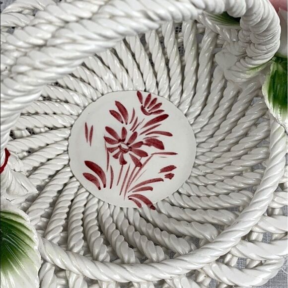 Vintage Capodimonte Porcelain Basket - Picture 4 of 9